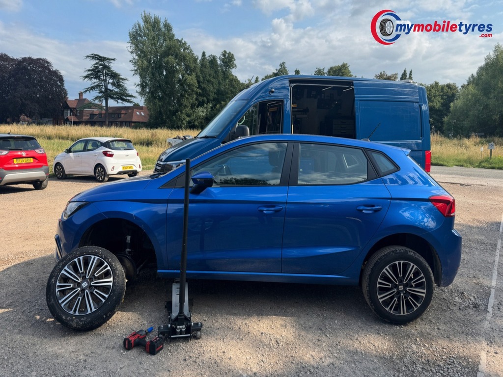Mobile tyre fitting team serving London & the South East